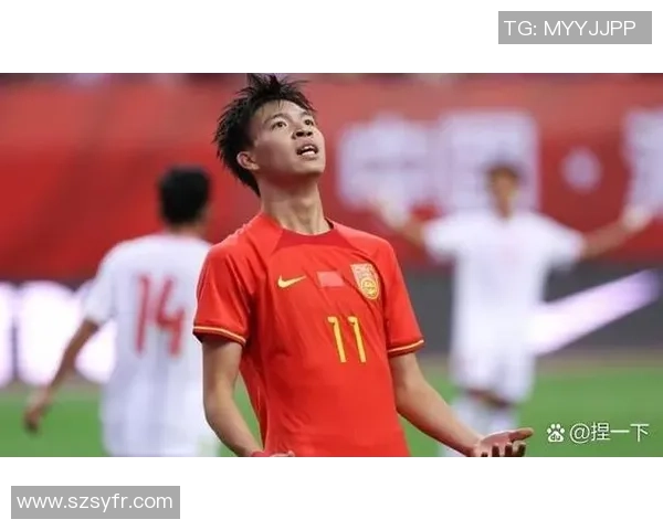 中国足球球星个人球服设计与背后故事的精彩解析